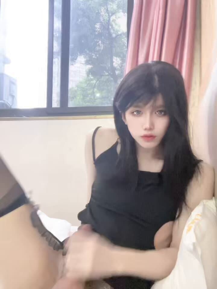 Video poster 1793979012664156437